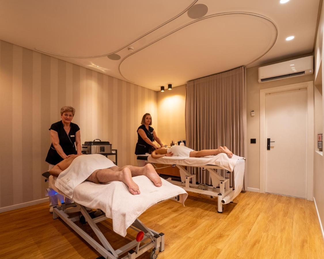 Adelaide Hotel Geres Eksteriør bilde