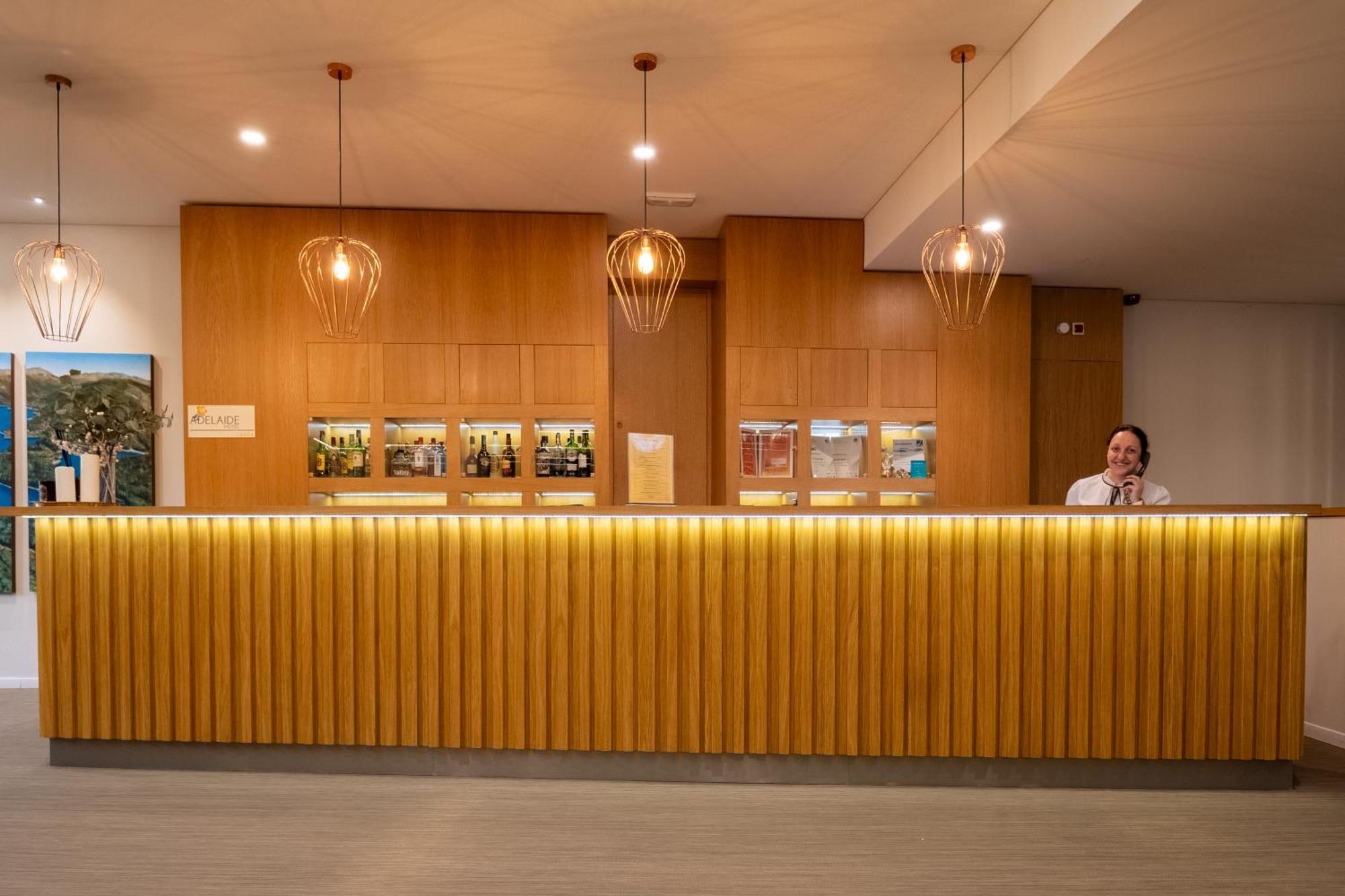 Adelaide Hotel Geres Eksteriør bilde